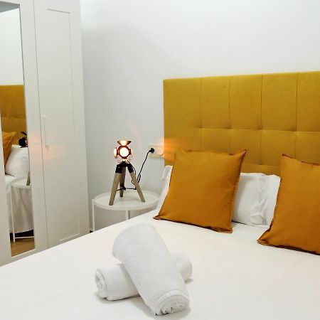 Casa Aurea-Apartamento Zona Antigua,Parking Y Wifi By Delabra Apartments Овьедо Экстерьер фото