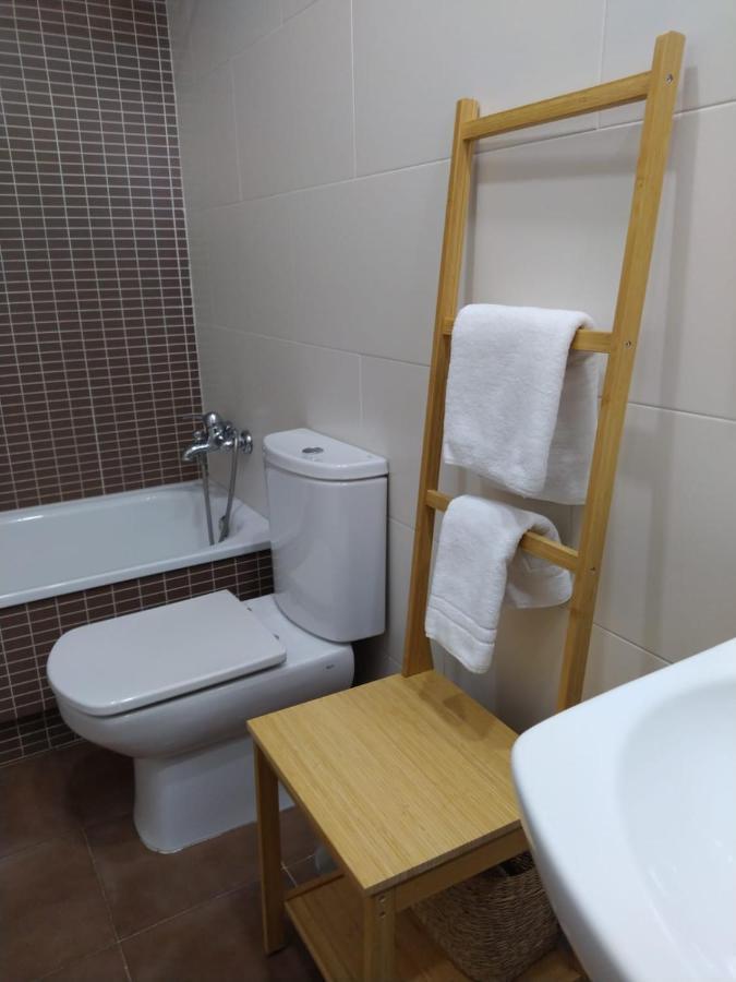 Casa Aurea-Apartamento Zona Antigua,Parking Y Wifi By Delabra Apartments Овьедо Экстерьер фото